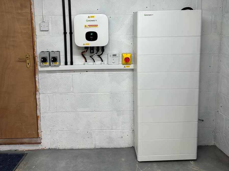Growatt Solar Battery Installation