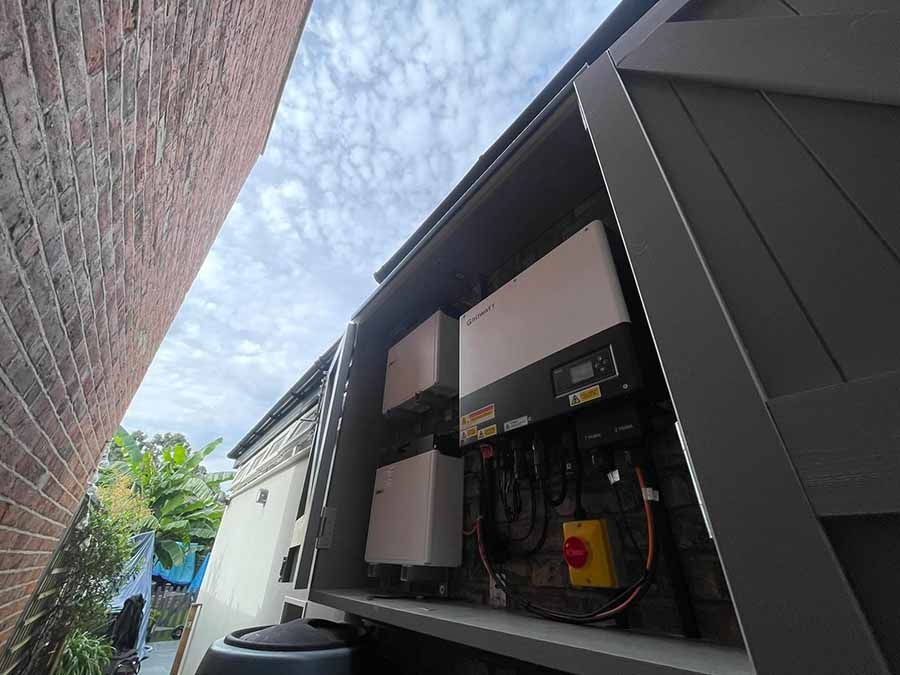 Growatt Solar Batteries Outdoor Installation